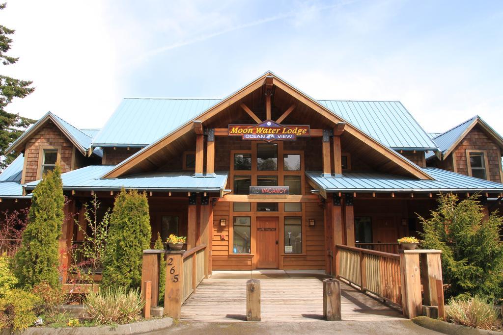 Moon Water Lodge Malahat Ngoại thất bức ảnh