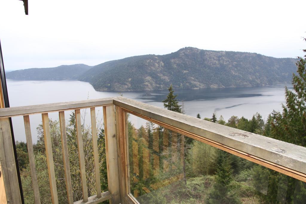 Moon Water Lodge Malahat Phòng bức ảnh